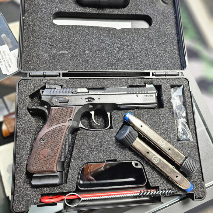 MBT Grip CZ Shadow 2 Honeycomb Punisher wood - slika 1