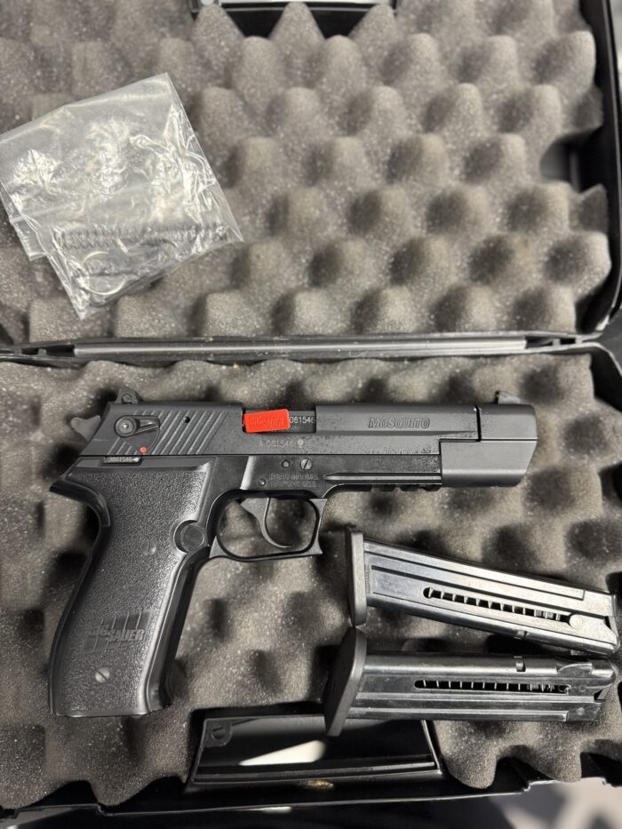 Used polavtomatska pištola Sig Sauer Mosquito .22 lr #A061546 + Fobus tok - slika 1