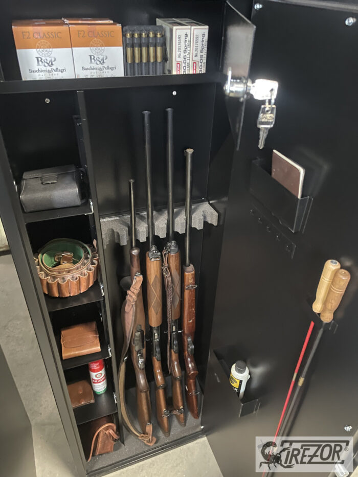 Gun safe Trezor Alpha 10M (10 rifles with a side shelf) - slika 4